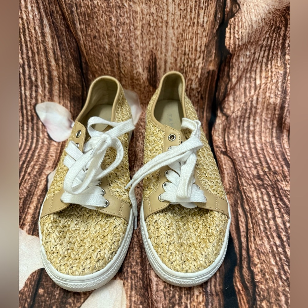 Slides with Laces